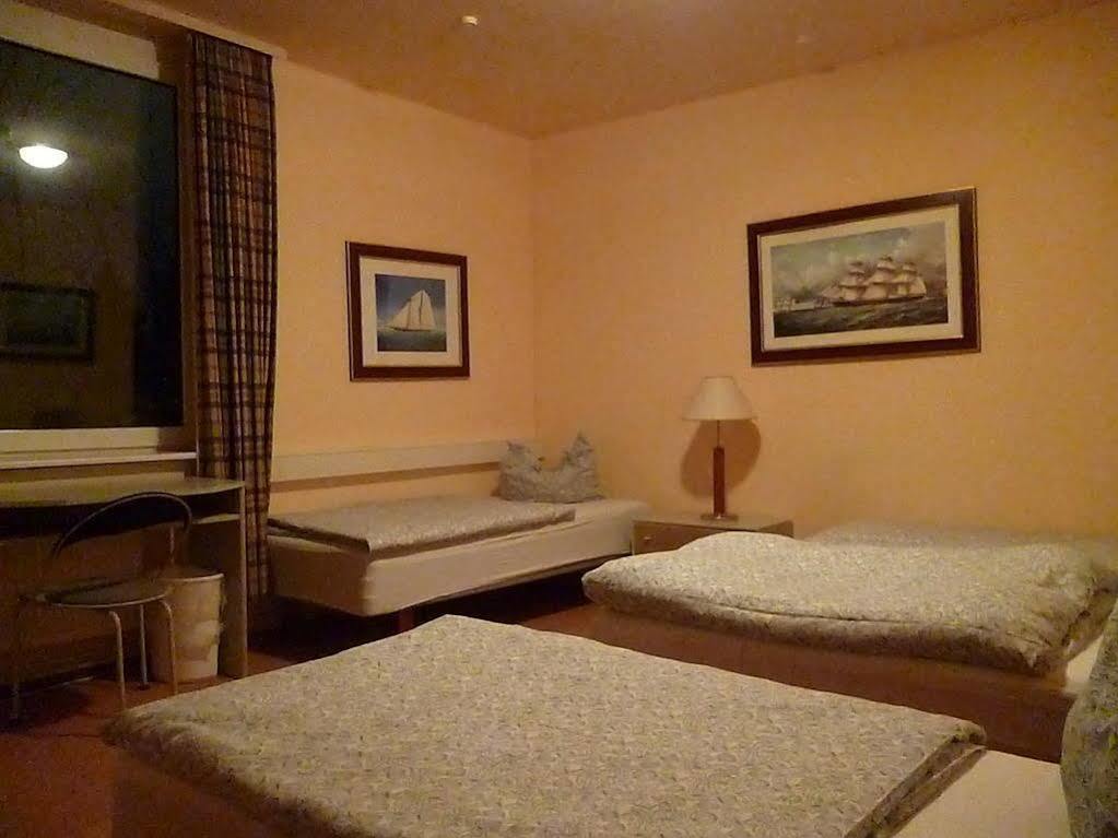 Bergedorf Haus 9 Hotel Хамбург Екстериор снимка